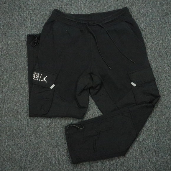 Air Jordan Pants Mens Medium Black 23 Engineered Fleece Cargo Sweatpants * - Picture 1 of 14